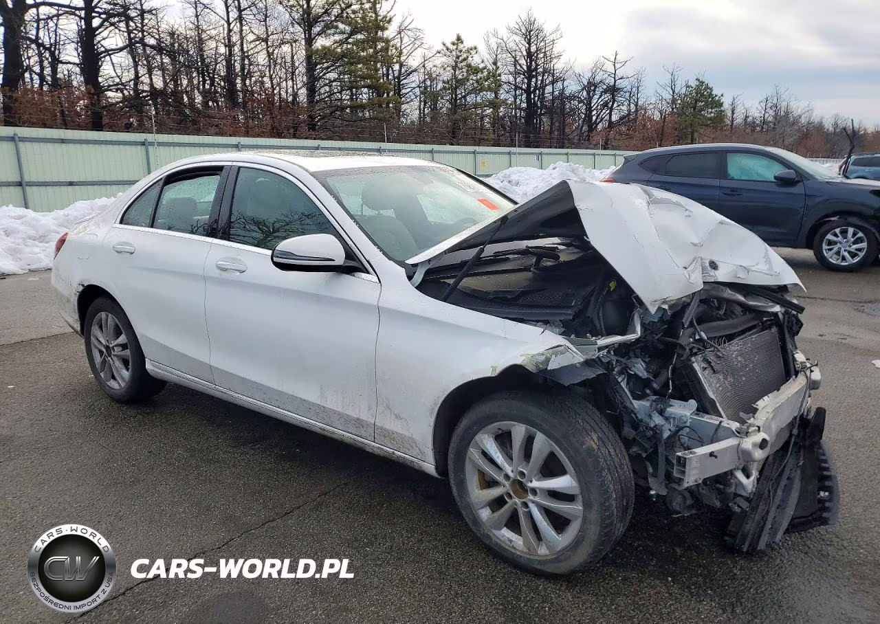 2019 Mercedes-Benz C 300 4Matic VIN:55SWF8EB5KU309824 - 4