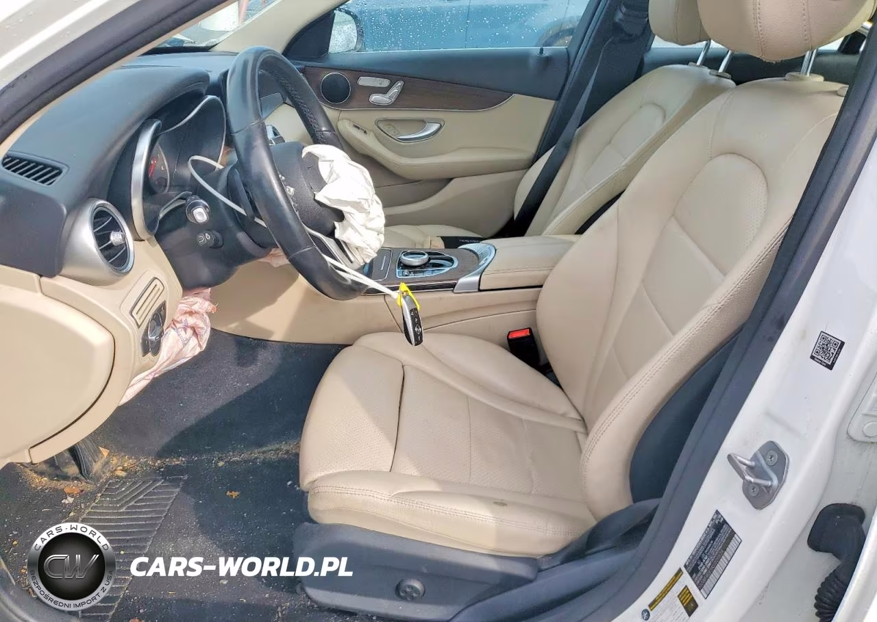2019 Mercedes-Benz C 300 4Matic VIN:55SWF8EB5KU309824 - 7