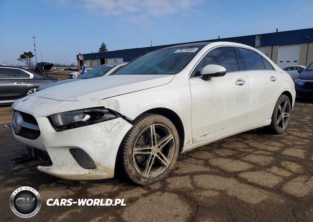 2019 Mercedes-Benz A 220 4Matic – zdjęcie 1 z 12