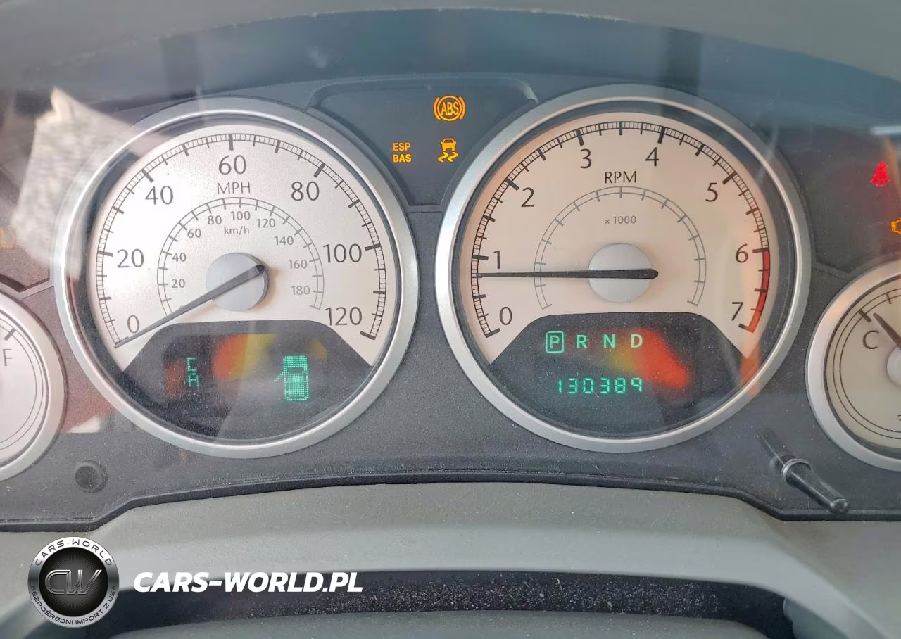 2008 Chrysler Town & Country Limited VIN:2A8HR64X48R747517 - 9