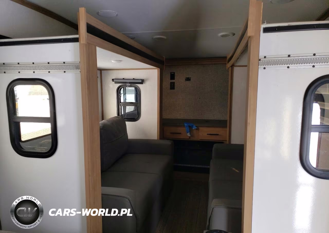 2023 Forest River Sabre Camper VIN:5ZT3SR2B1P6113097 - 5