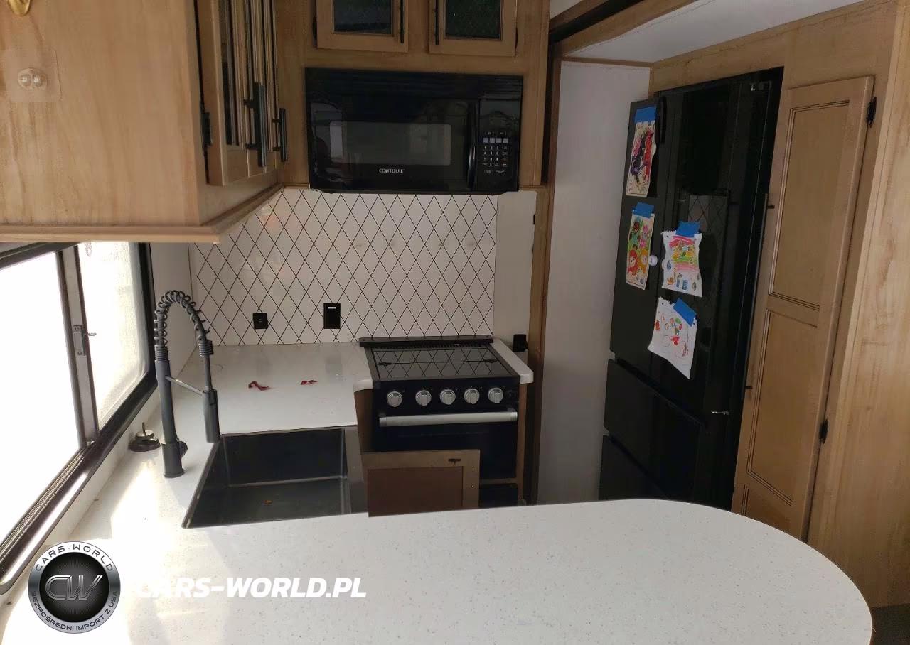 2023 Forest River Sabre Camper VIN:5ZT3SR2B1P6113097 - 6