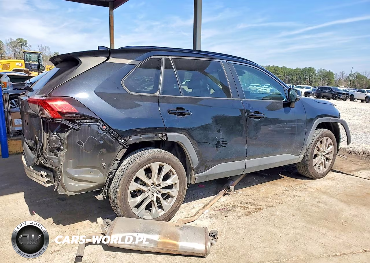 2020 Toyota Rav4 Xle Premium VIN:2T3C1RFV6LC072372 - 3