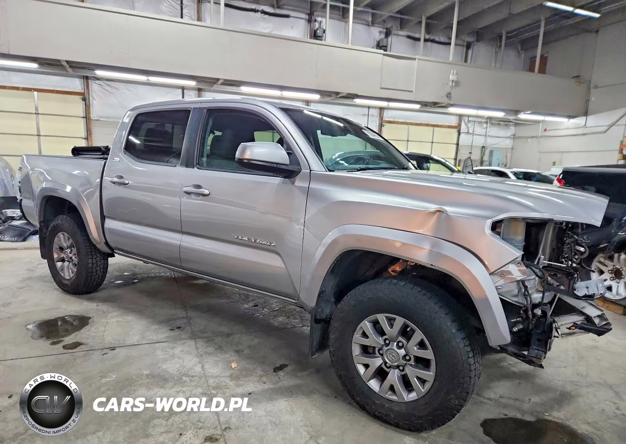 2018 Toyota Tacoma Sr5 V6 VIN:3TMCZ5AN3JM136390 - 4