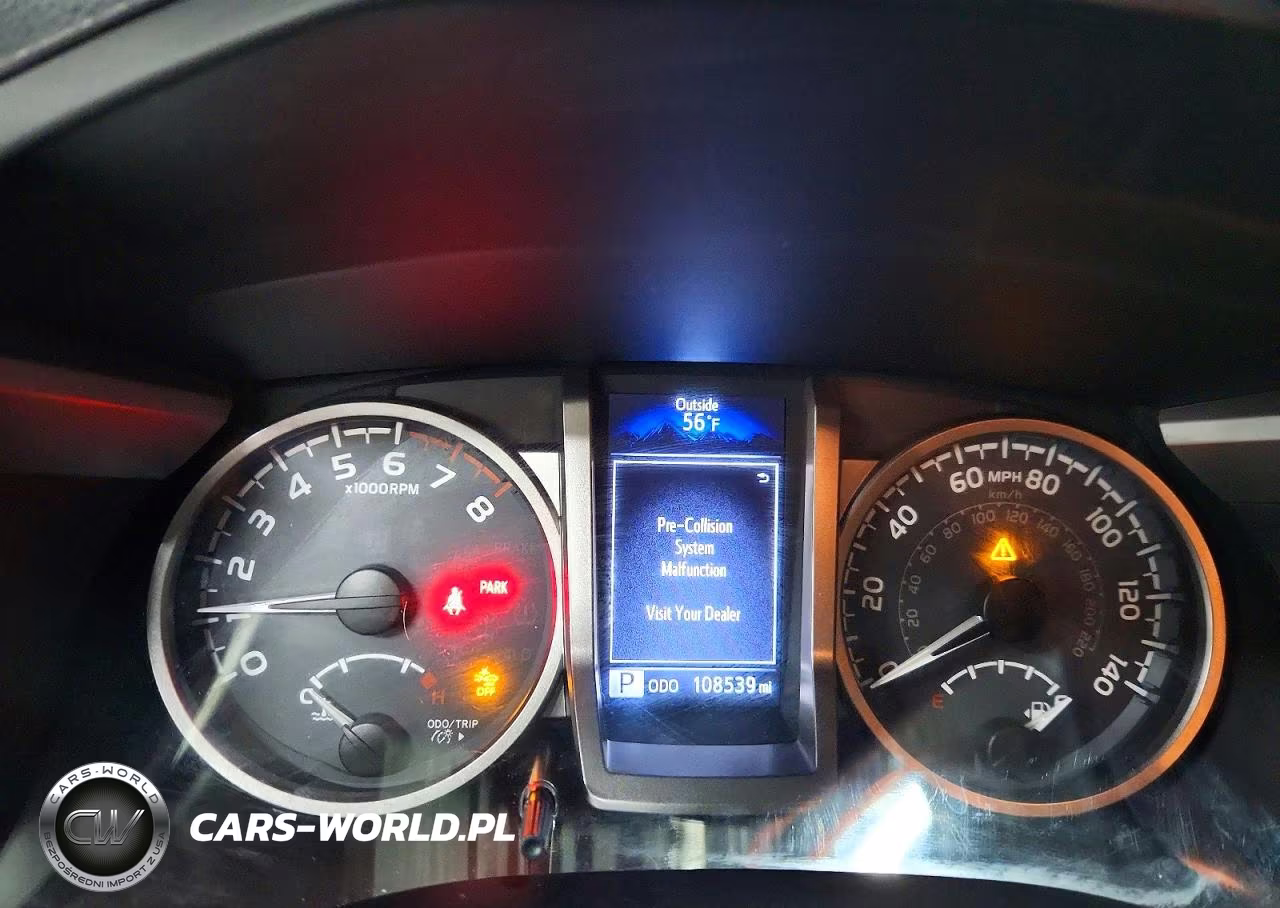 2018 Toyota Tacoma Sr5 V6 VIN:3TMCZ5AN3JM136390 - 9