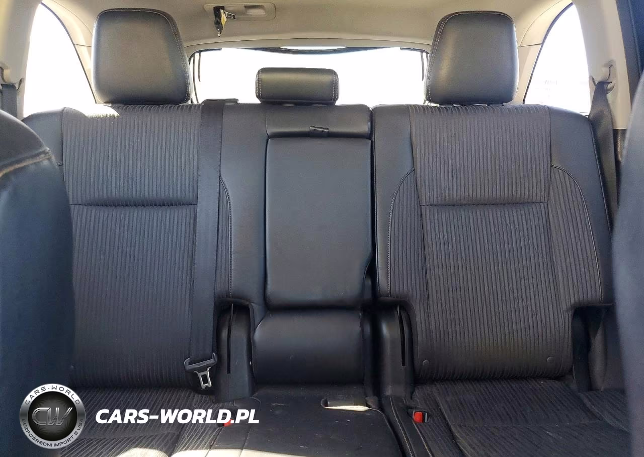 2016 Toyota Highlander Le Plus VIN:5TDBKRFH5GS293485 - 10