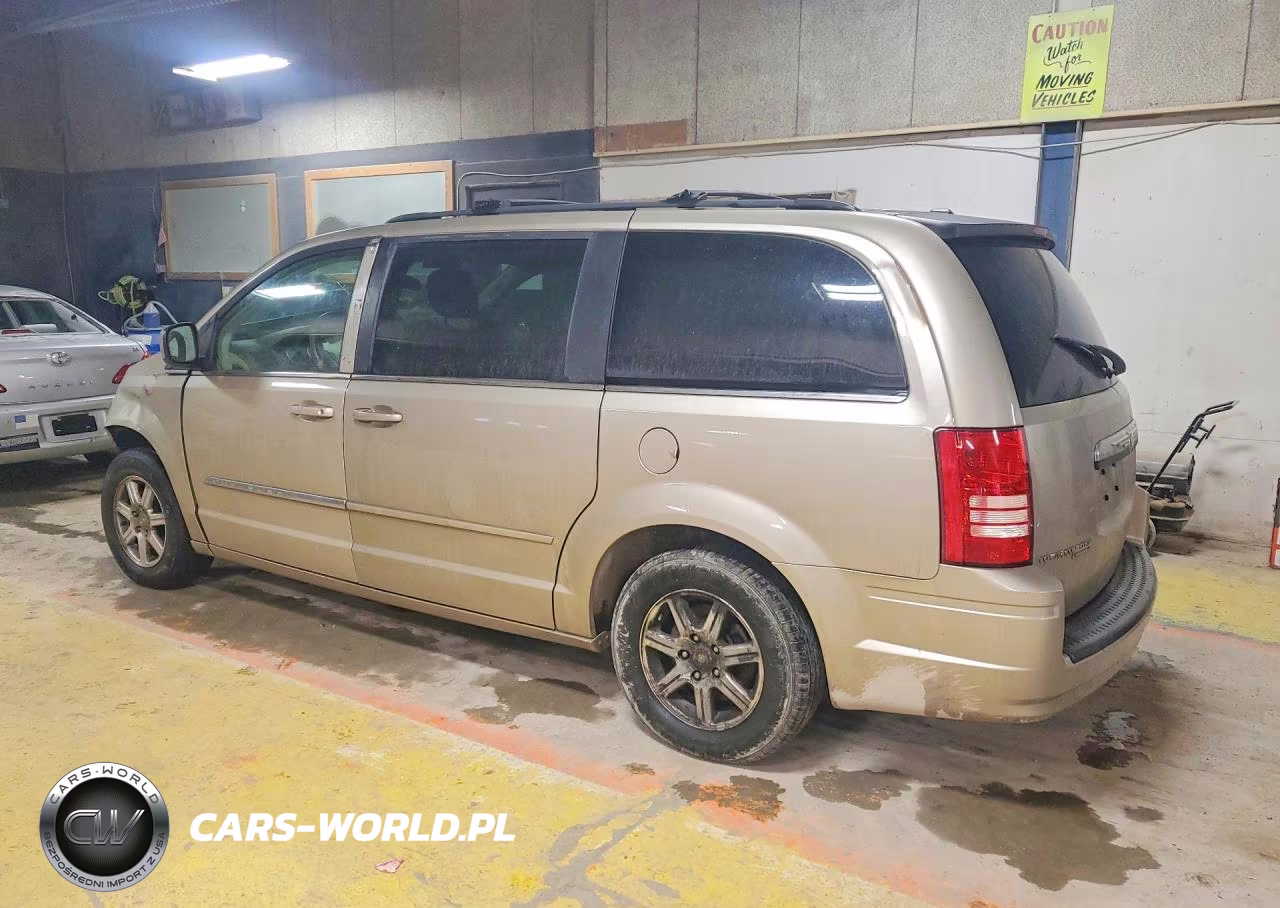 2008 Chrysler Town & Country Touring VIN:2A8HR54P88R830667 - 2