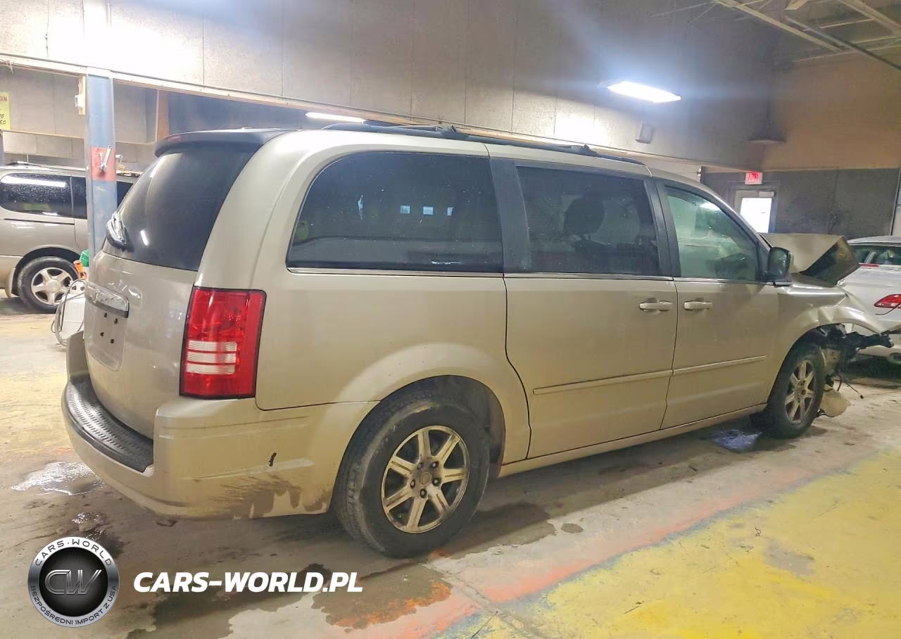 2008 Chrysler Town & Country Touring VIN:2A8HR54P88R830667 - 3