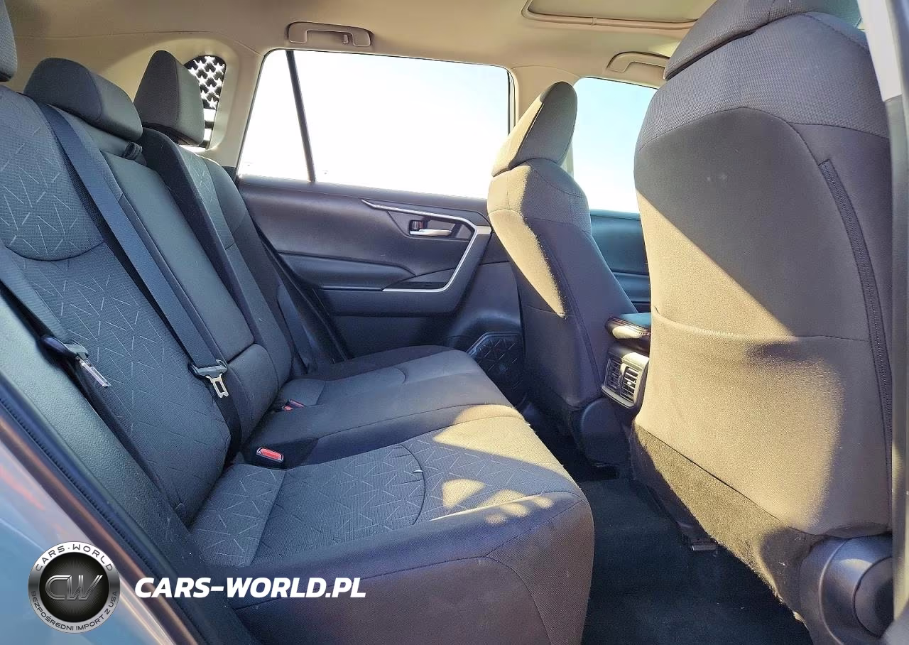 2021 Toyota Rav4 Xle VIN:2T3W1RFVXMW127970 - 11