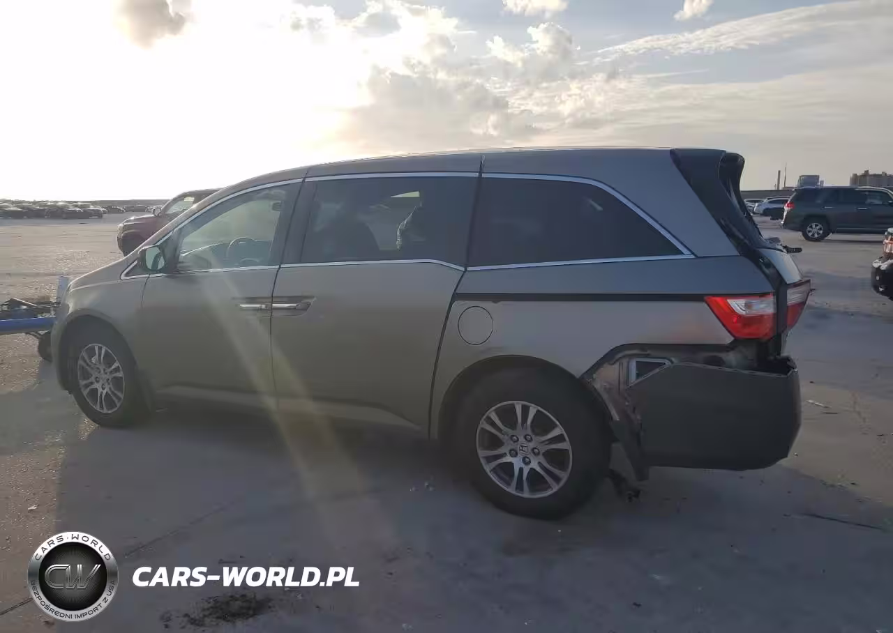 2011 Honda Odyssey Ex VIN:5FNRL5H45BB079589 - 4
