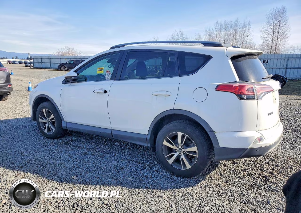 2017 Toyota Rav4 Xle VIN:2T3RFREV8HW679778 - 2