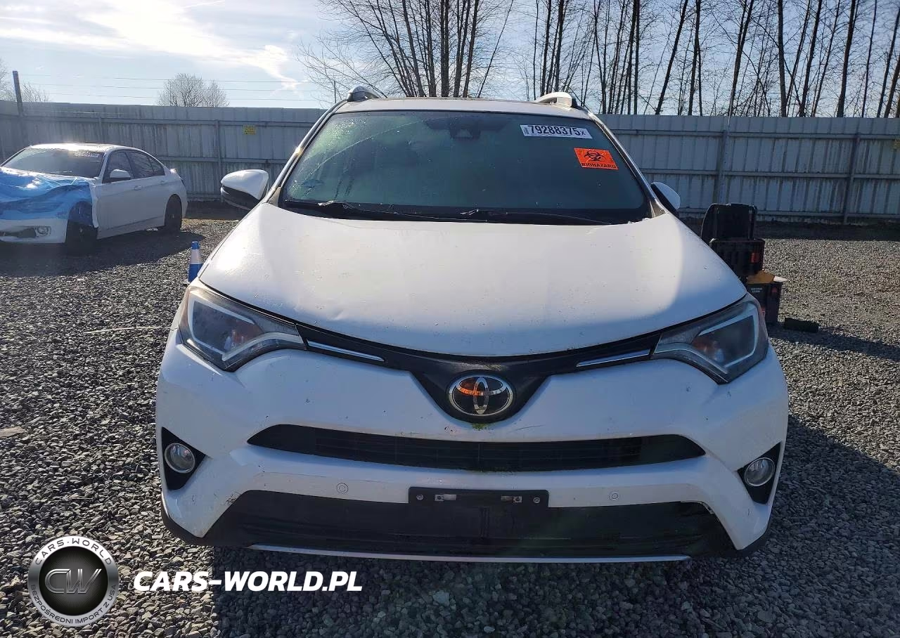 2017 Toyota Rav4 Xle VIN:2T3RFREV8HW679778 - 5