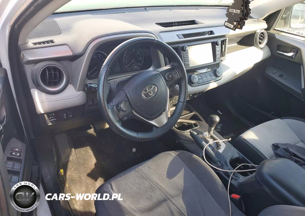 2017 Toyota Rav4 Xle VIN:2T3RFREV8HW679778 - 8