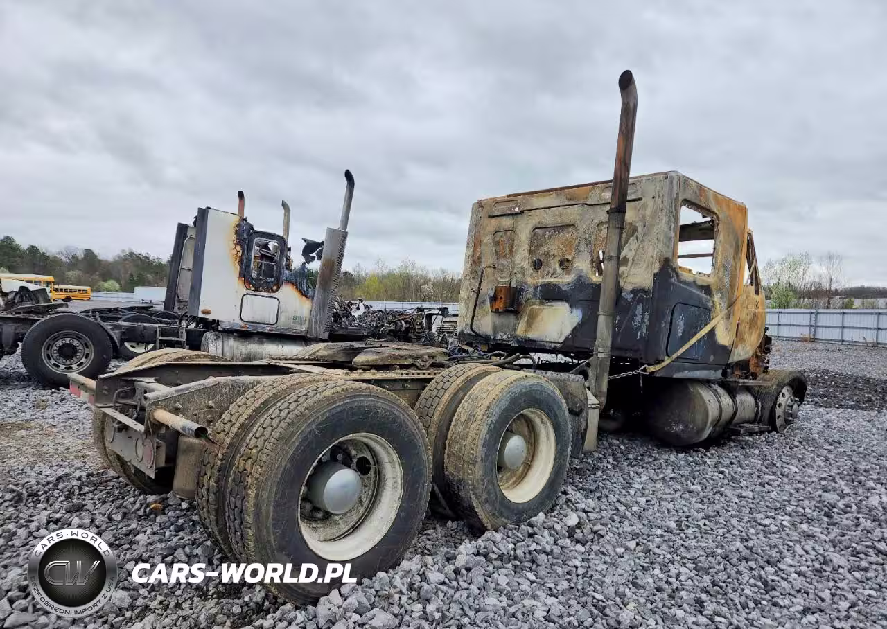 2013 International Lf687 Semi Truck VIN:3HSDJSJR1DN151117 - 4