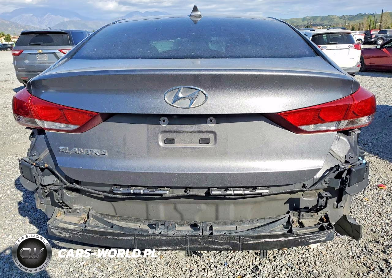 2018 Hyundai Elantra Sel VIN:5NPD84LF0JH357927 - 6