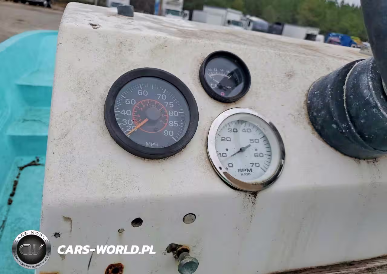 1969 Boston Whaler Boat VIN:39776 - 8