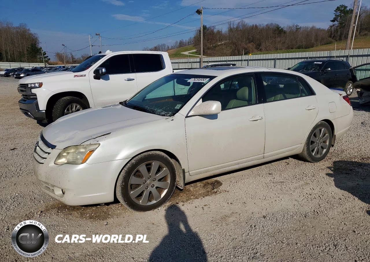 2005 Toyota Avalon Xls
