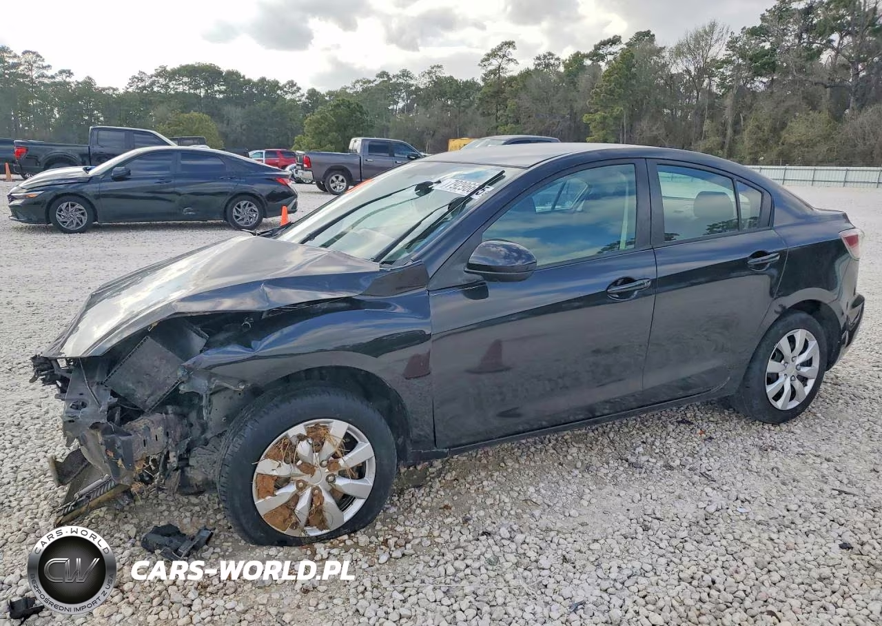 2013 Mazda 3 I