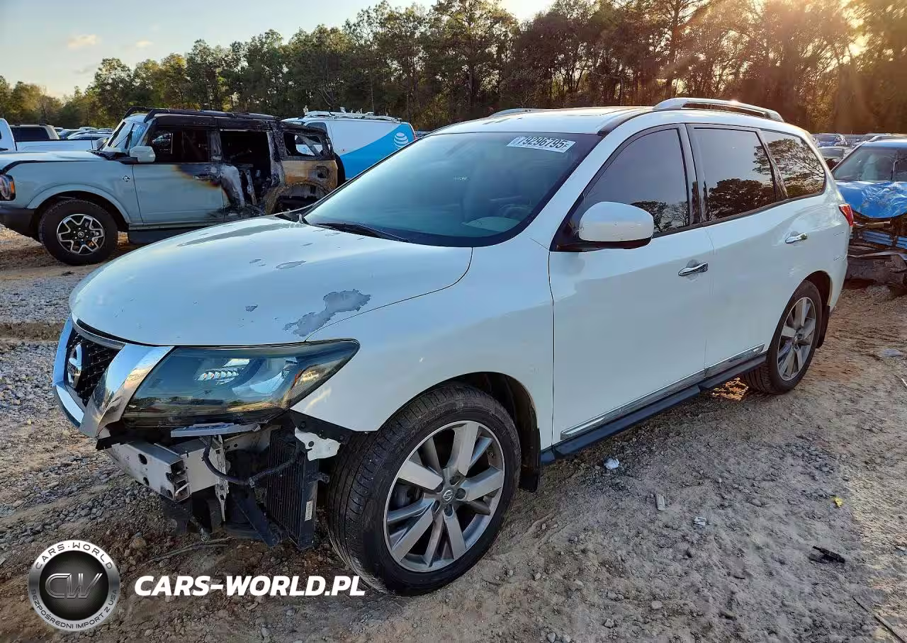 2015 Nissan Pathfinder S