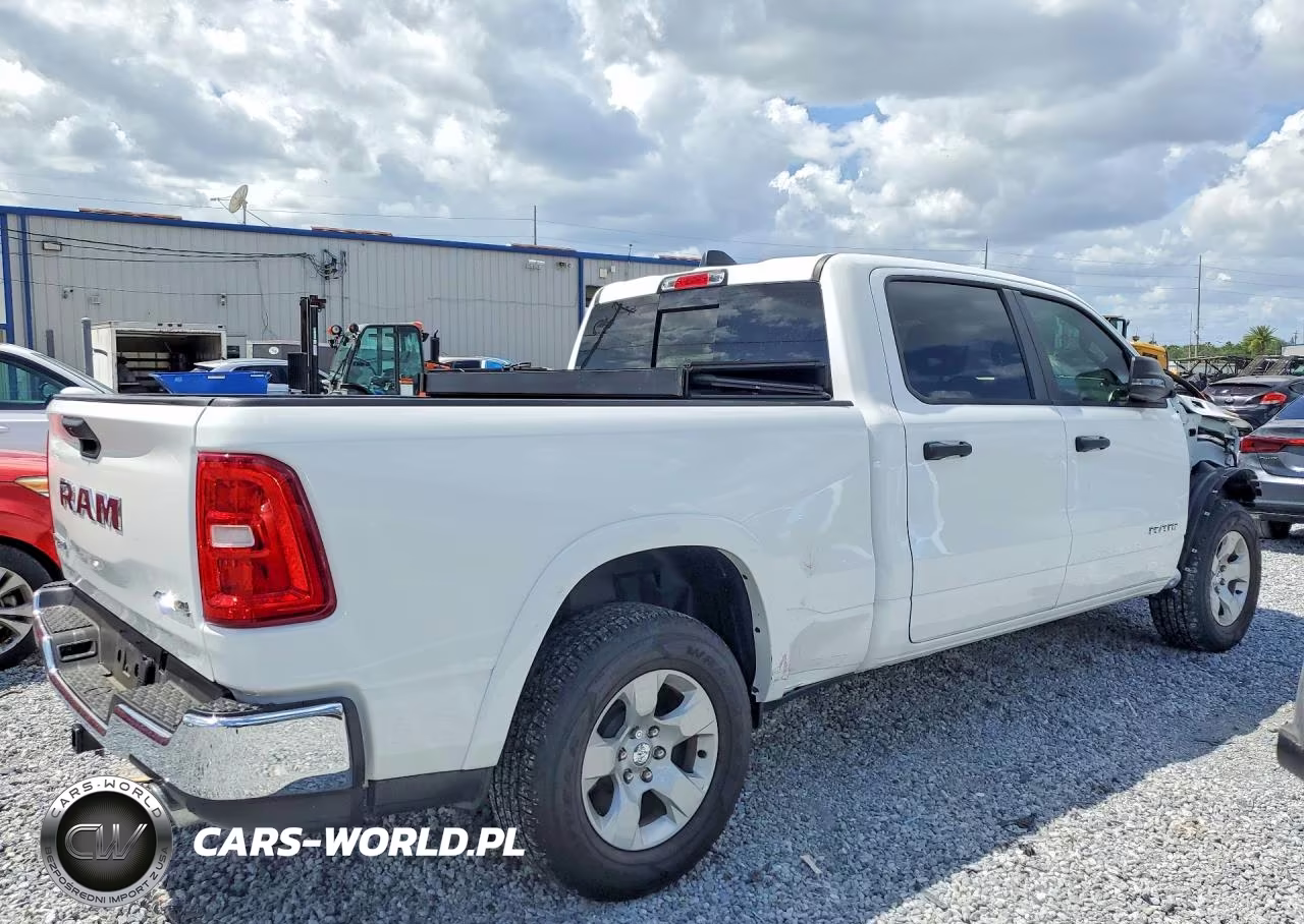 2025 Ram 1500 Big Horn VIN:1C6SRFMP4SN752466 - 3