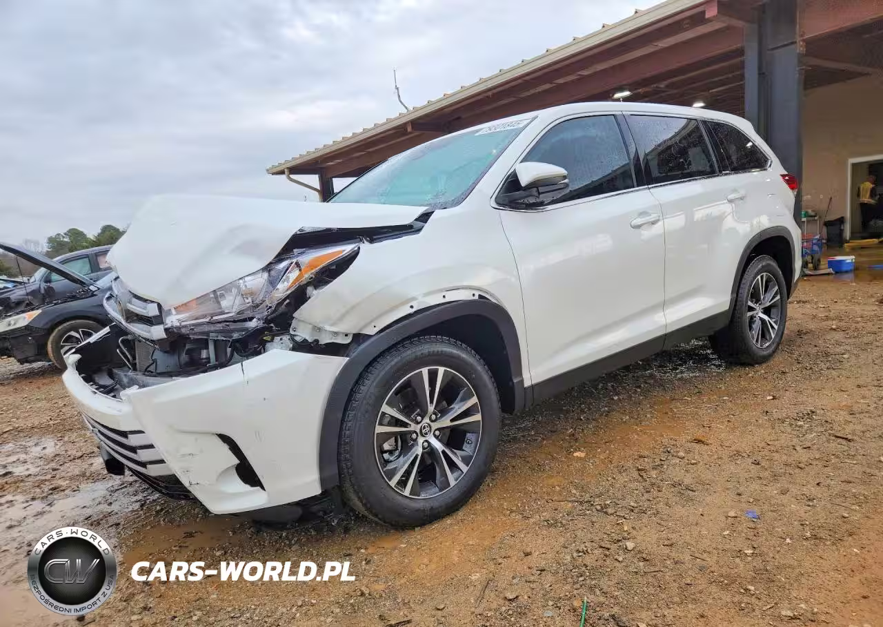 2019 Toyota Highlander Le