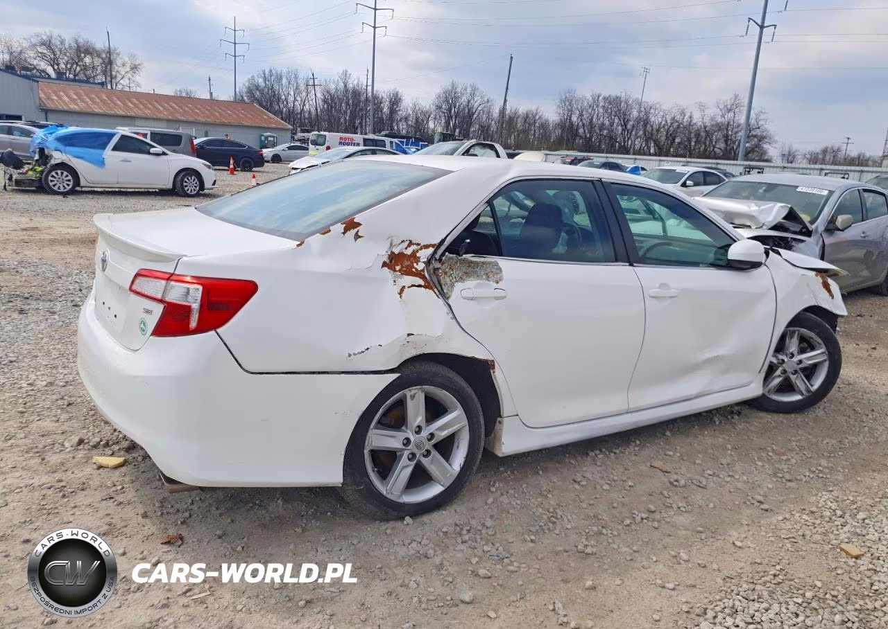 2013 Toyota Camry Se VIN:4T1BF1FK6DU265036 - 3