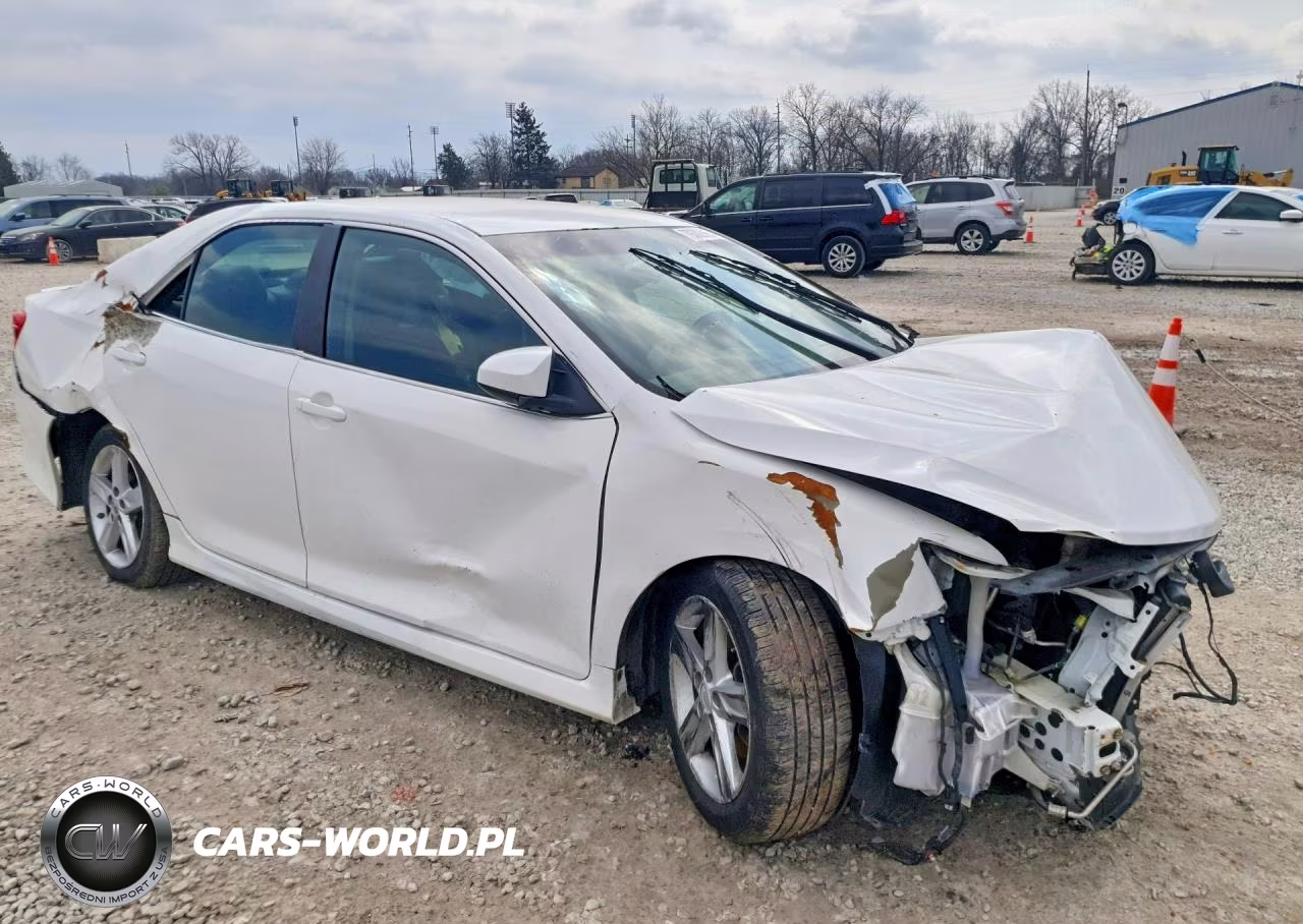 2013 Toyota Camry Se VIN:4T1BF1FK6DU265036 - 4