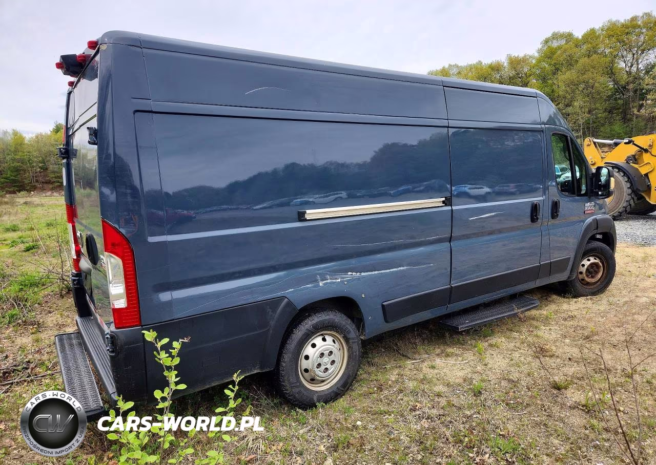 2020 Ram Promaster 3500 Delivery Van VIN:3C6URVJG4LE112786 - 3