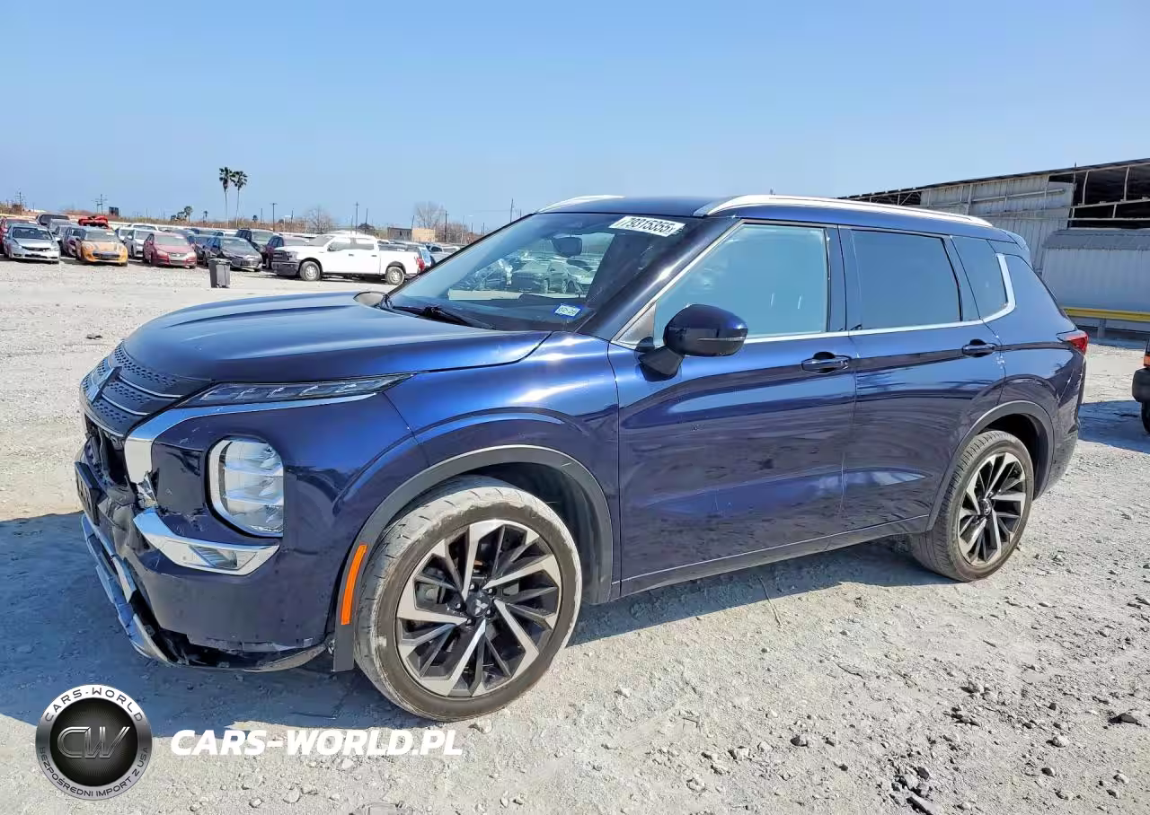 2022 Mitsubishi Outlander Sel