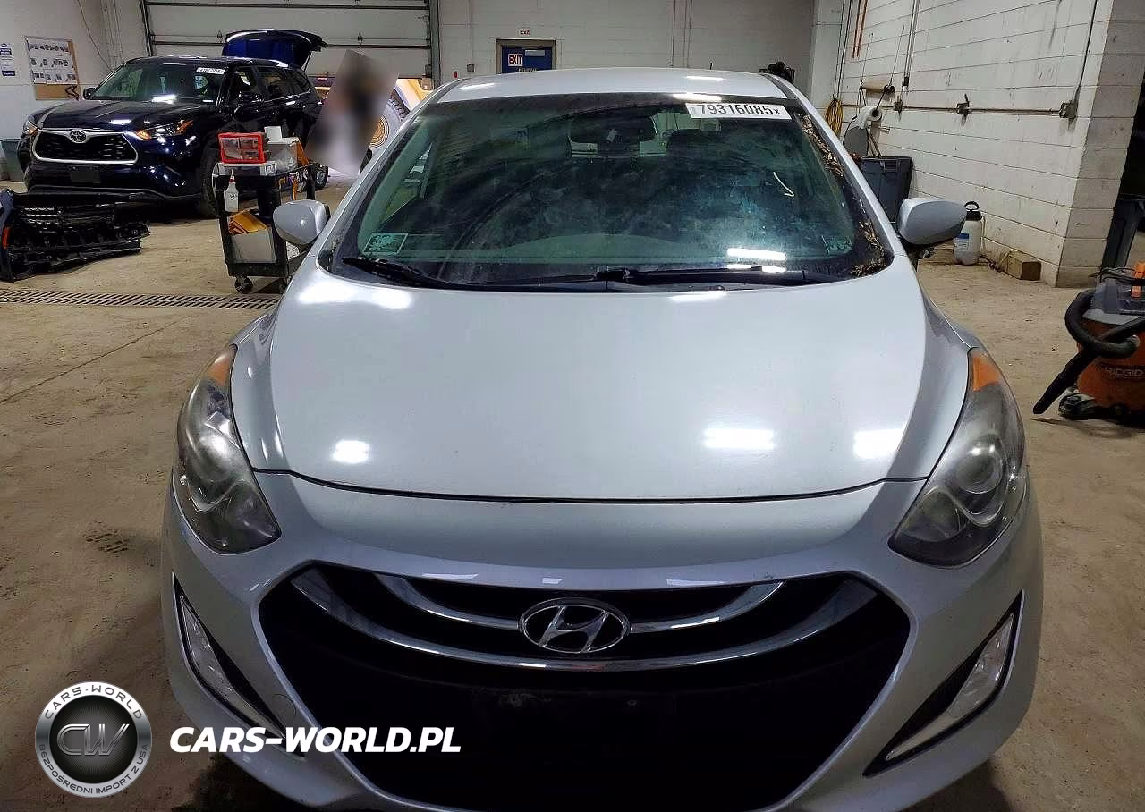 2013 Hyundai Elantra Gt Base VIN:KMHD35LE2DU119384 - 5