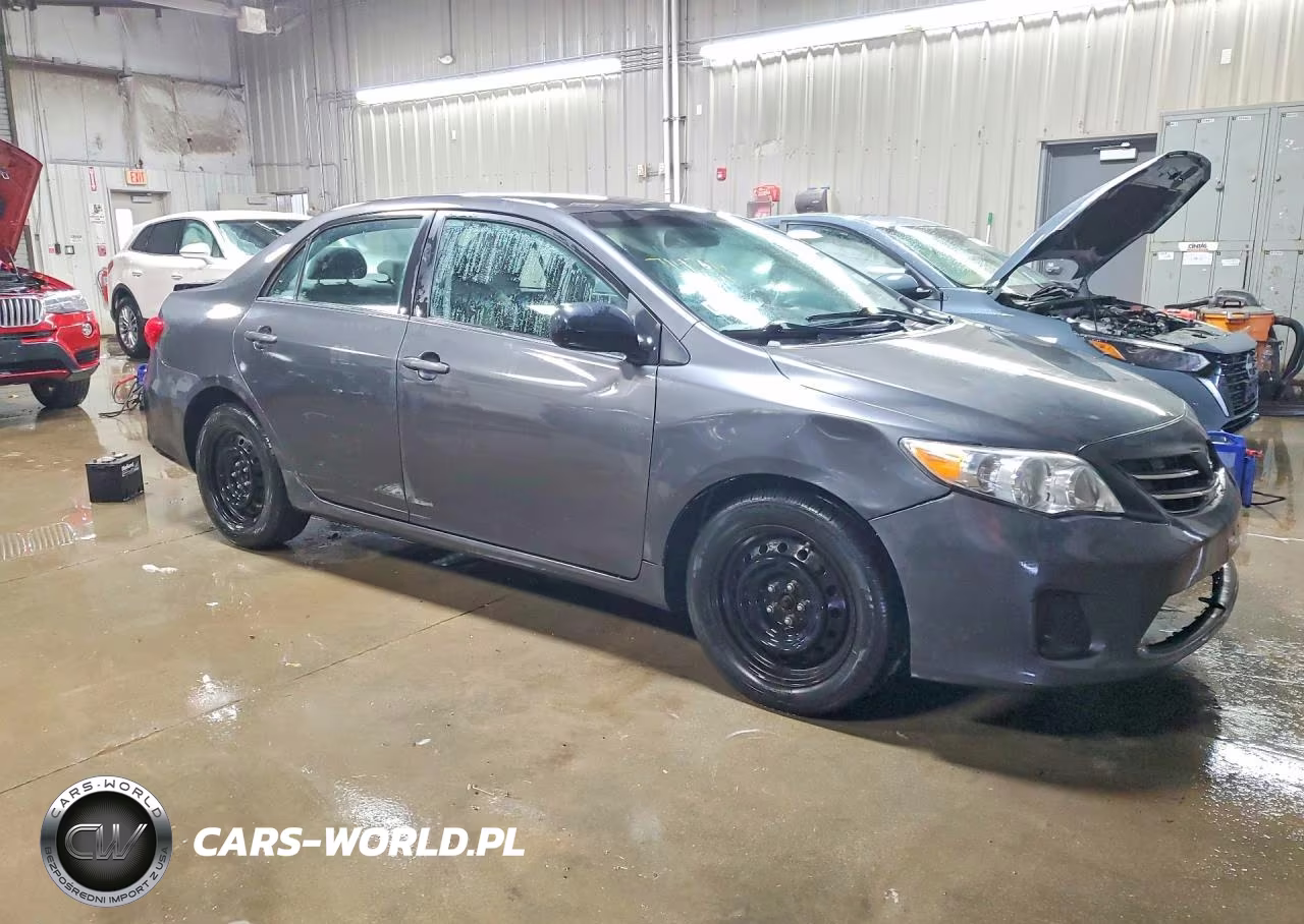 2013 Toyota Corolla Le VIN:2T1BU4EE8DC039441 - 4