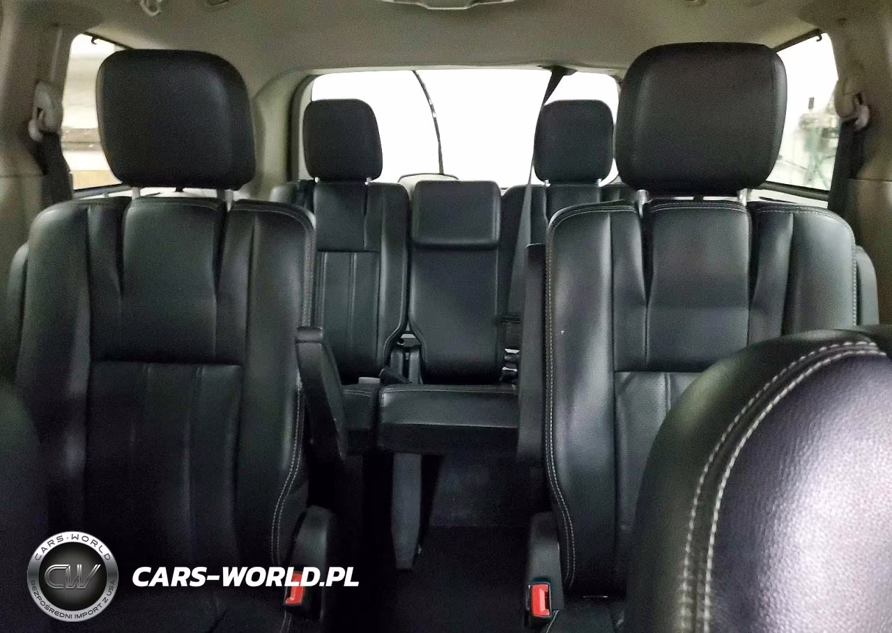 2011 Chrysler Town & Country Touring L VIN:2A4RR8DGXBR797105 - 10