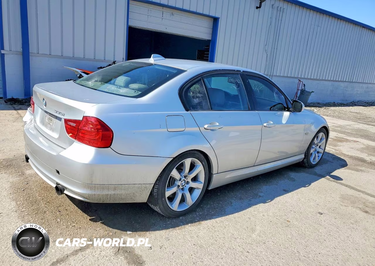 2009 BMW 335 I VIN:WBAPM77579NL86572 - 3