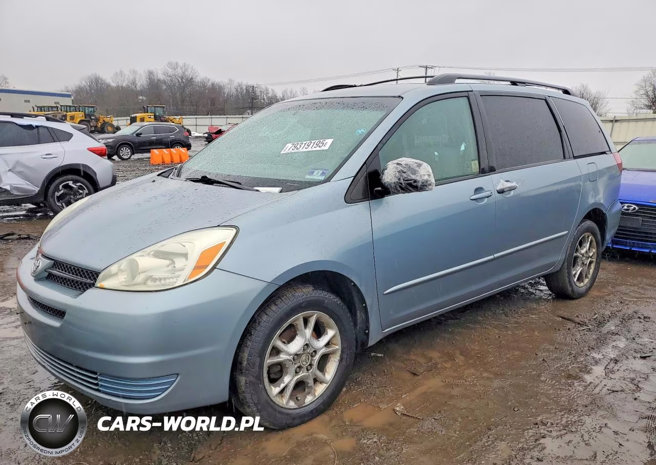 2004 Toyota Sienna Le 7 Passenger