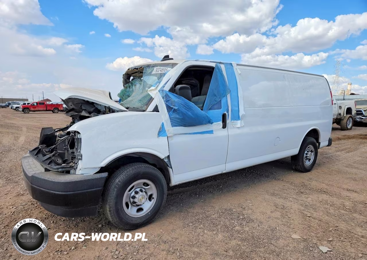 2024 Chev Express G3500