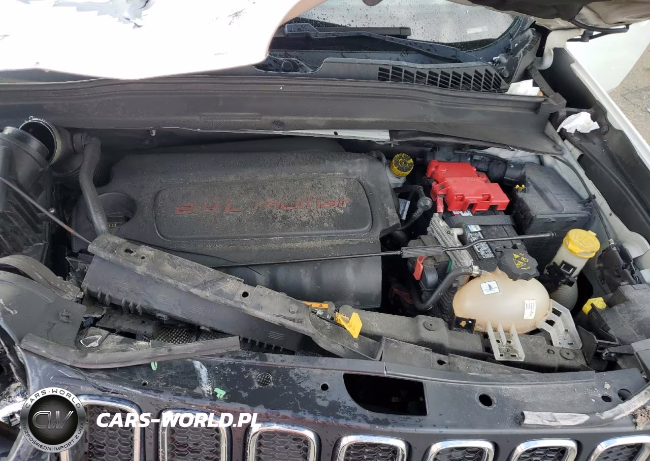 2018 Jeep Renegade Latitude VIN:ZACCJBBB1JPG96691 - 13