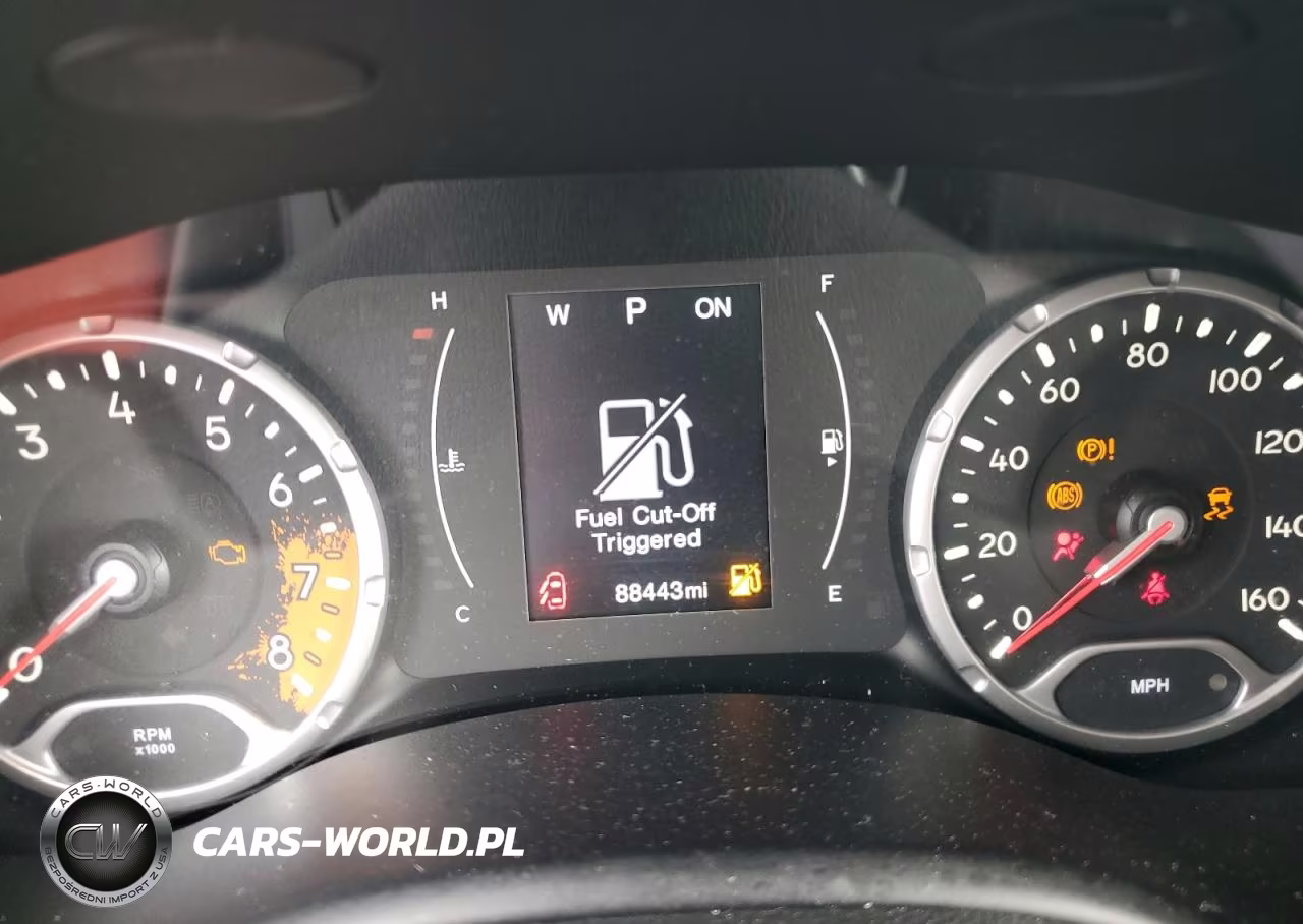 2018 Jeep Renegade Latitude VIN:ZACCJBBB1JPG96691 - 9