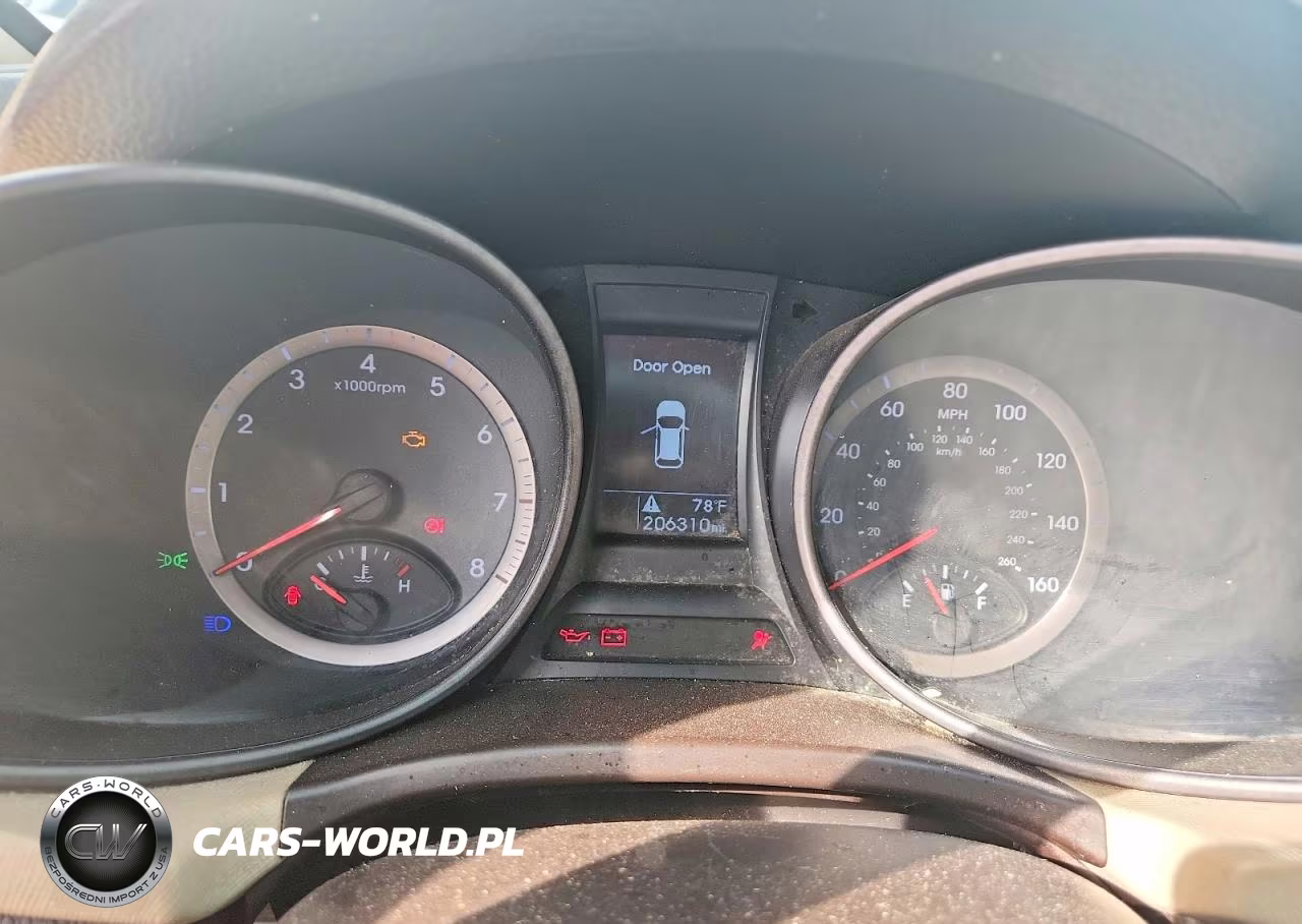 2014 Hyundai Santa Fe Sport 2.4L VIN:5XYZT3LBXEG184961 - 9