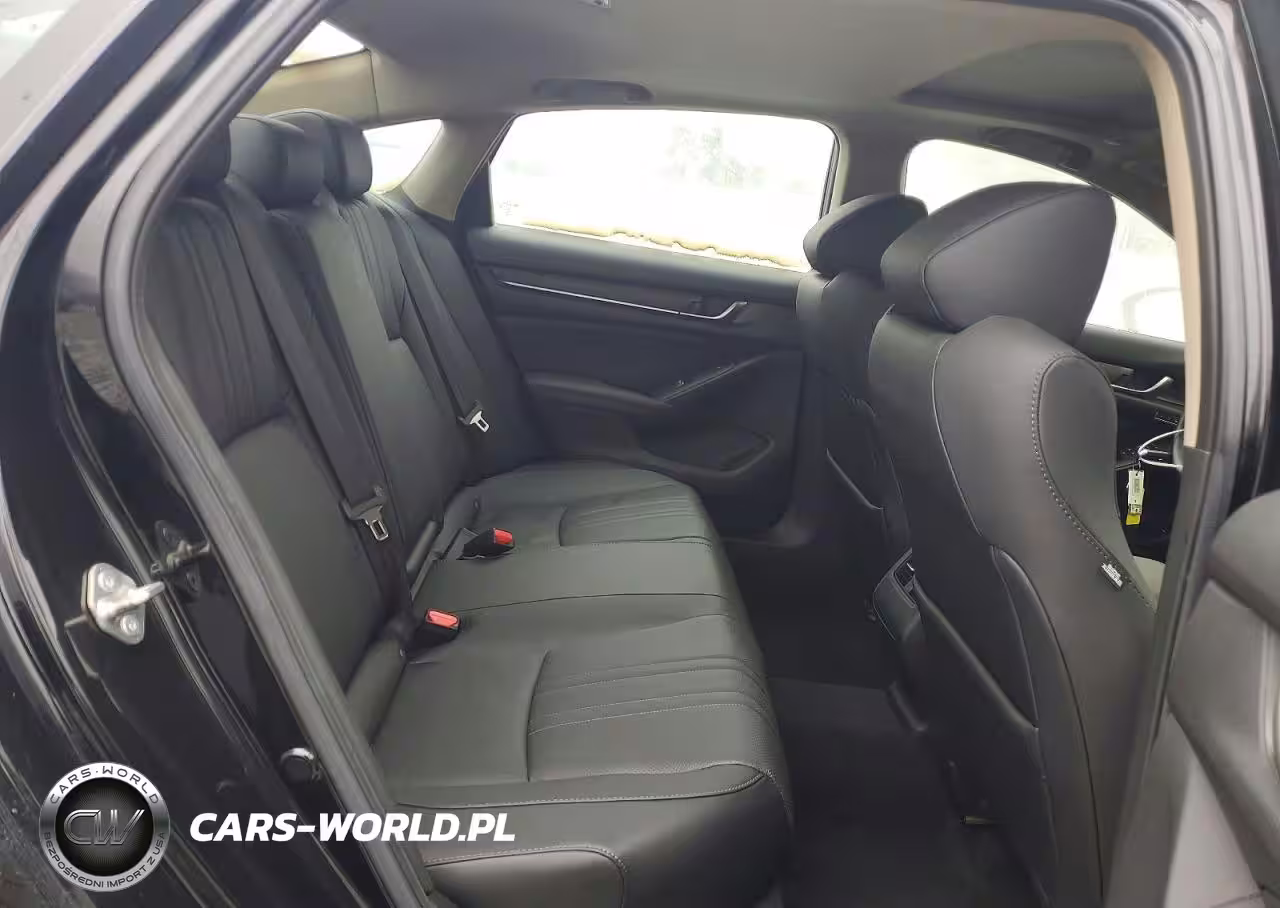 2019 Honda Accord Touring VIN:1HGCV2F94KA035963 - 10