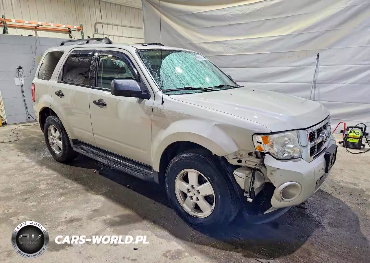 2009 Ford Escape Xlt VIN:1FMCU03779KB00331 - 4