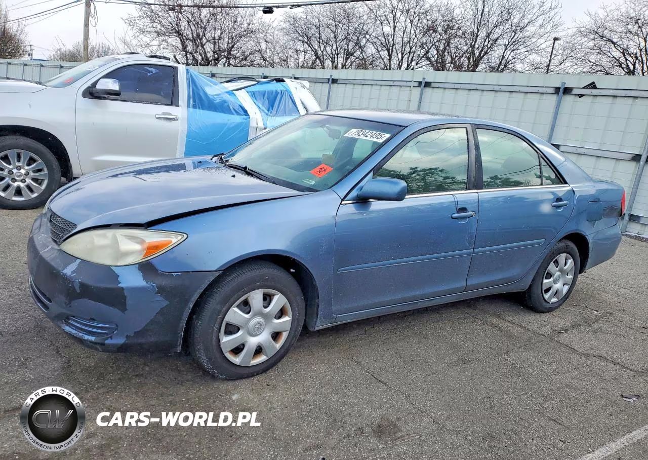 2004 Toyota Camry Le