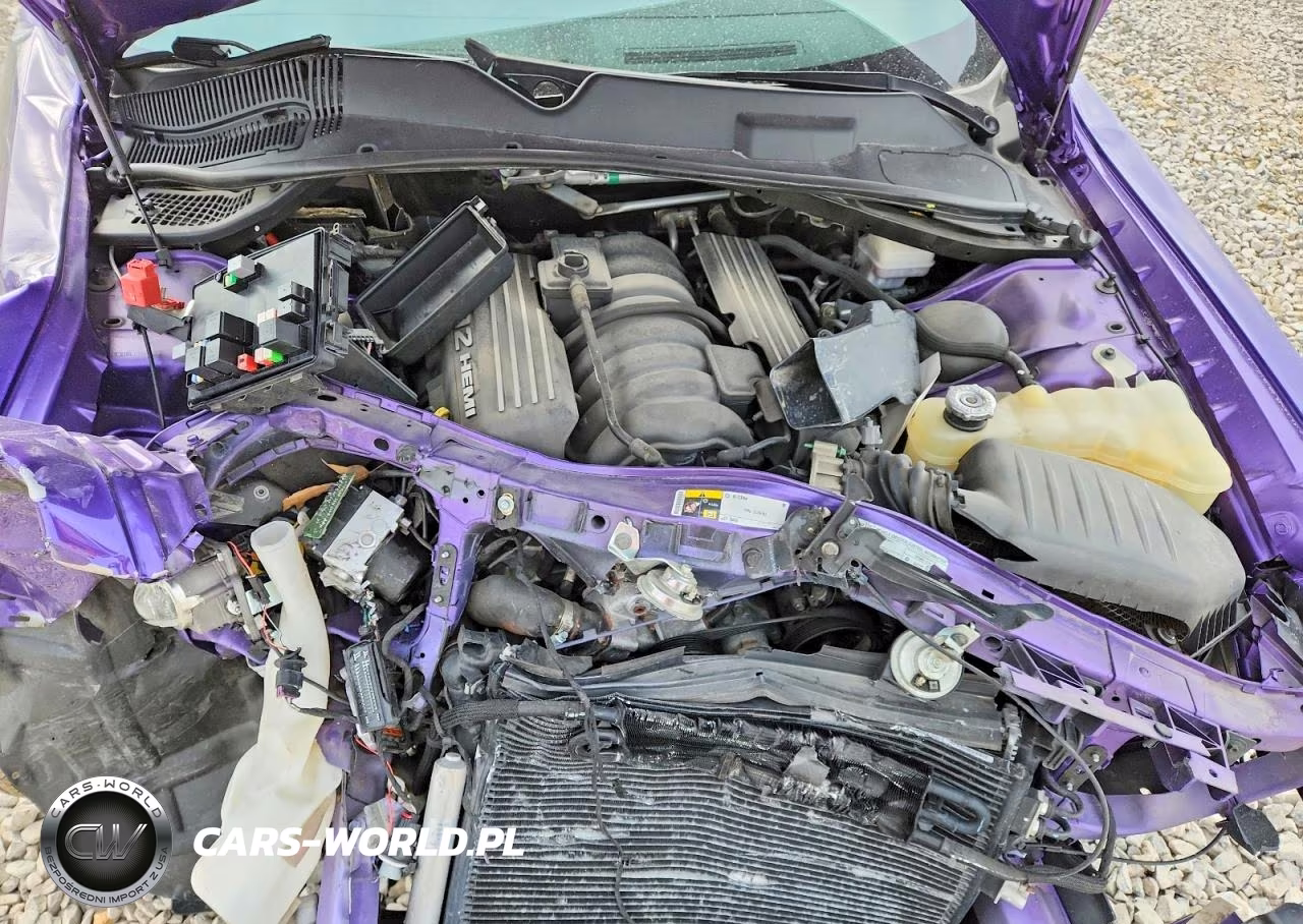 2013 Dodge Challenger Srt-8 VIN:2C3CDYCJ2DH671812 - 11