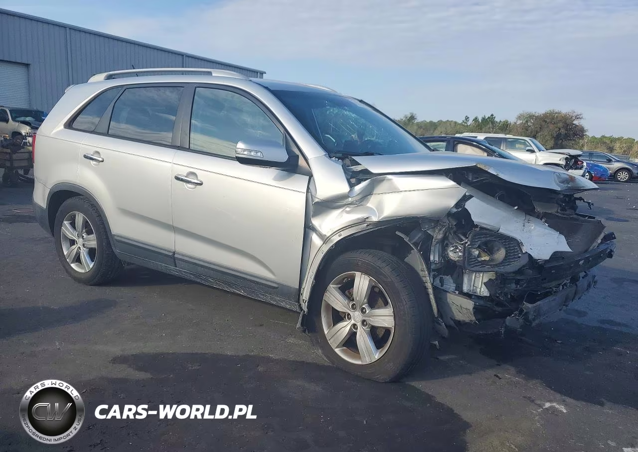 2013 Kia Sorento Ex VIN:5XYKU3A27DG357089 - 4