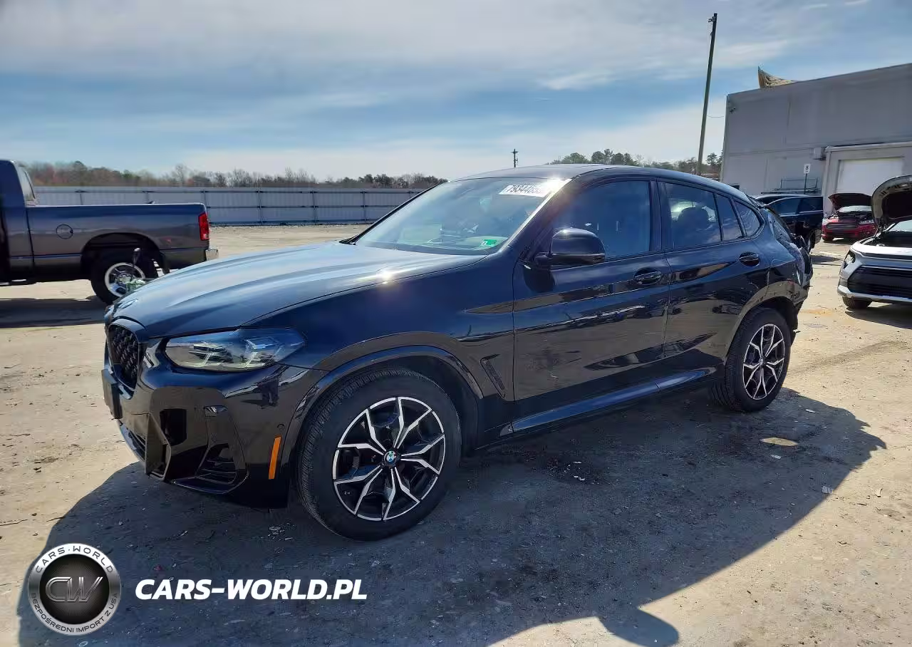 2024 BMW X4 xDrive30I