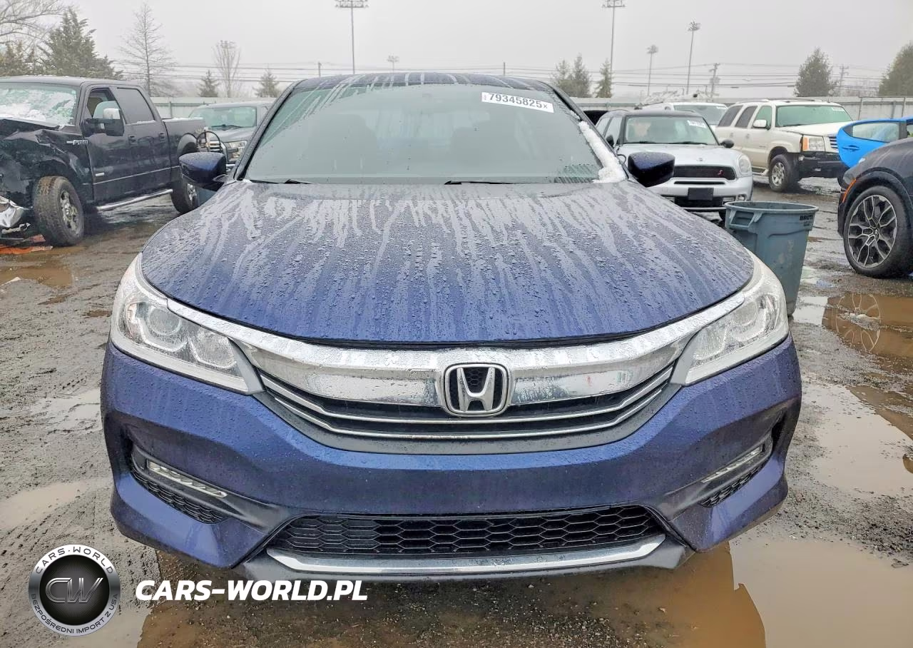 2017 Honda Accord Sport Special Edition VIN:1HGCR2F13HA181021 - 5