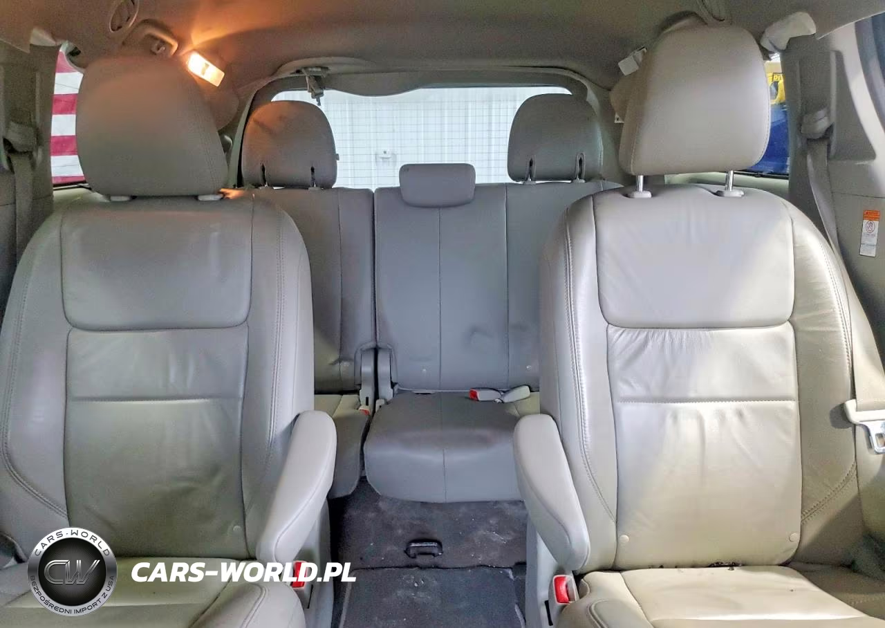 2018 Toyota Sienna Xle 7-Passenger VIN:5TDDZ3DC3JS197497 - 10