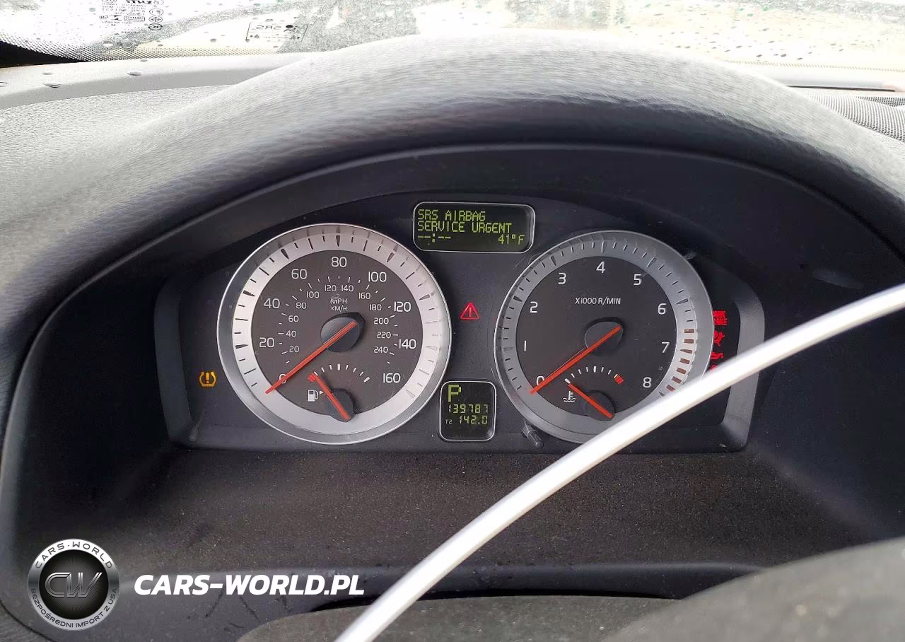 2011 Volvo C70 T5 VIN:YV1672MC9BJ119498 - 9