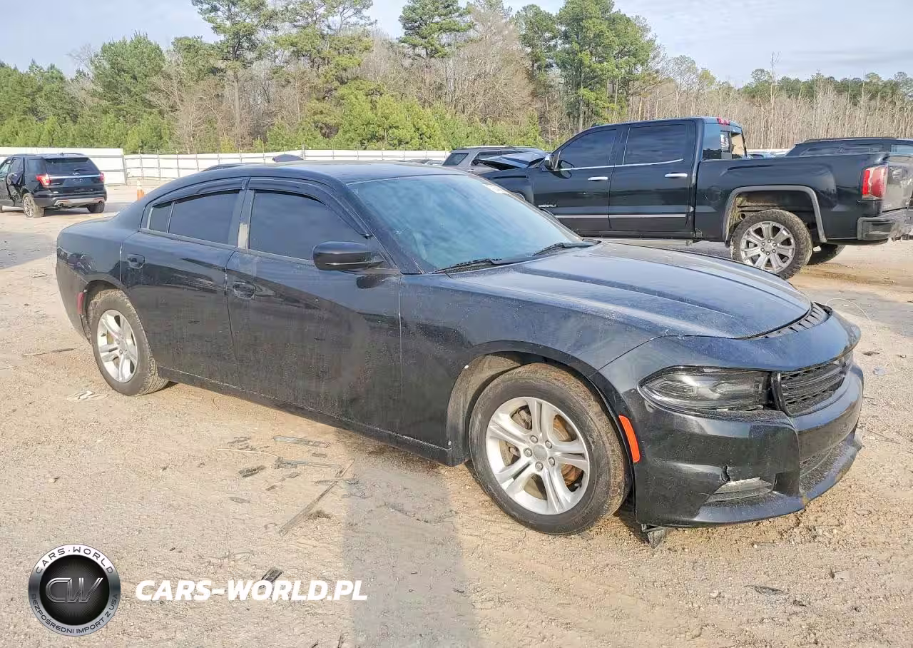 2020 Dodge Charger VIN:2C3CDXBG8LH138068 - 4