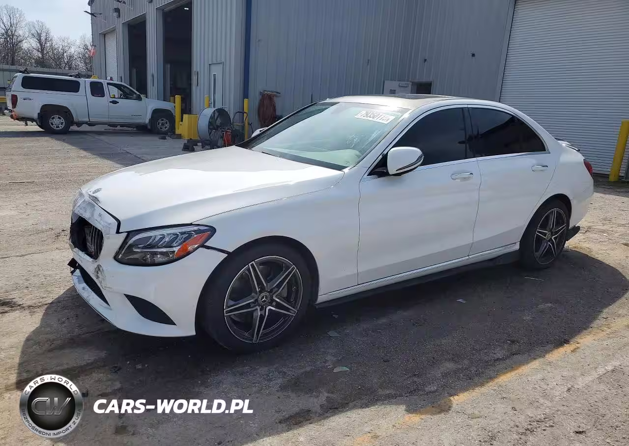2019 Mercedes-Benz C 300