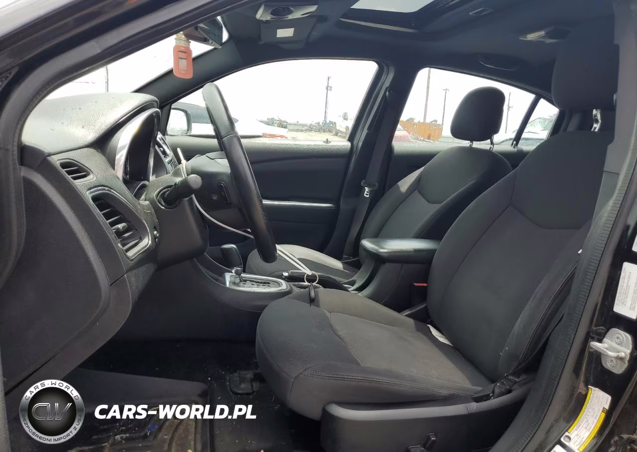 2013 Chrysler 200 Touring VIN:1C3CCBBB4DN690038 - 7